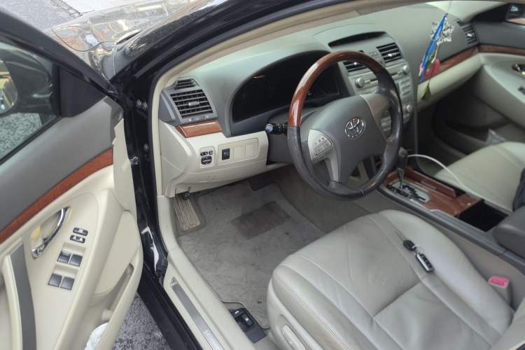 Used Toyota Camry 2013 200G Classic Luxury Edition Driver Seat