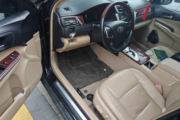 Used Toyota Camry 2013 2.0G Comfort Edition Driver Seat