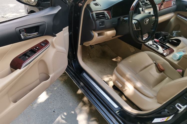 Used Toyota Camry 2013 2.0G Comfort Edition Driver Seat