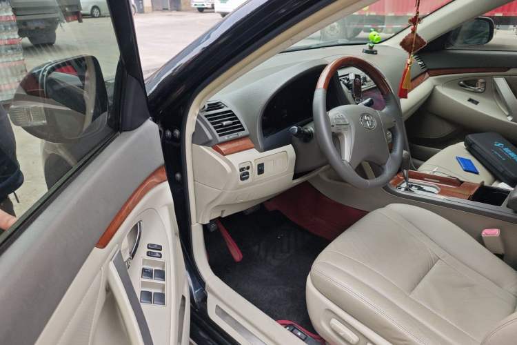 Used Toyota Camry 2013 200G Classic Luxury Edition Driver Seat