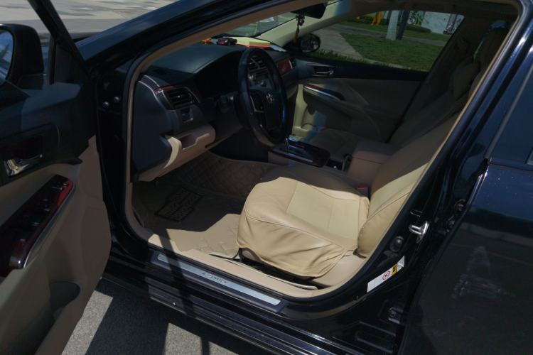 Used Toyota Camry 2013 2.0G Comfort Edition Driver Seat