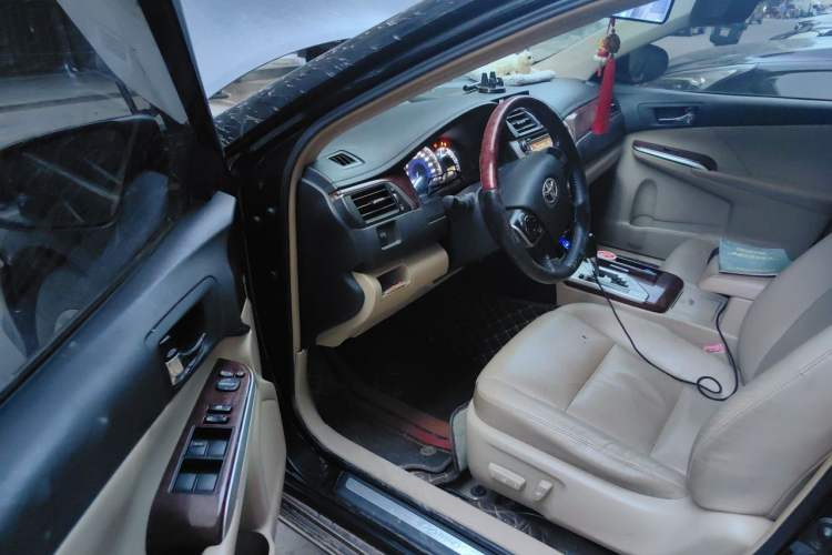 Used Toyota Camry 2013 2.5G Comfort Edition Driver Seat