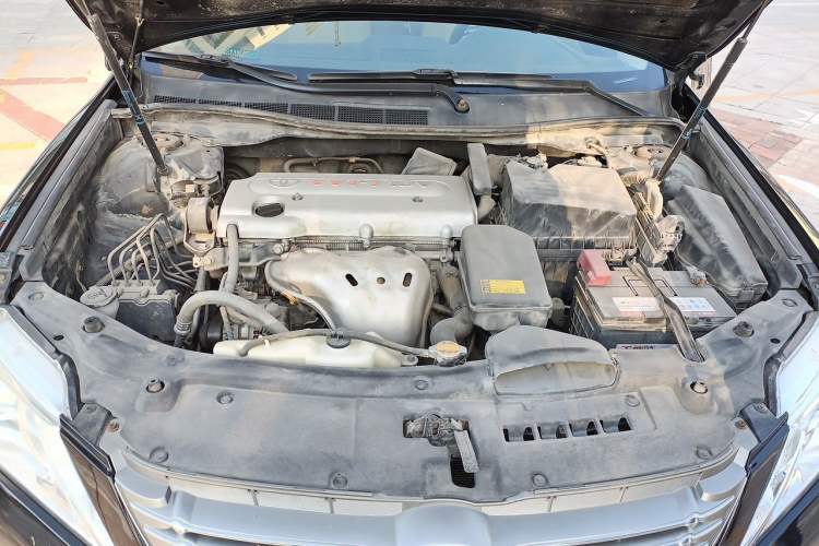 Used Toyota Camry 2013 2.0E Elite Edition Engine Bay