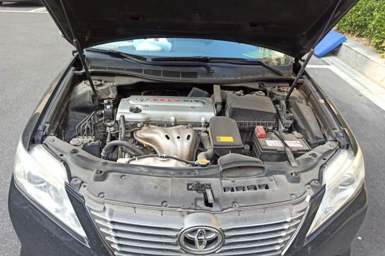 Used Toyota Camry 2013 2.0G Comfort Edition Engine Bay