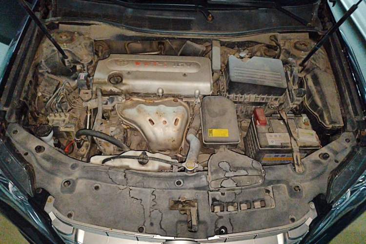 Used Toyota Camry 2013 2.0G Comfort Edition Engine Bay