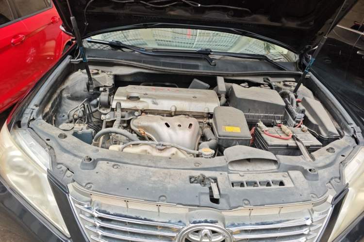 Used Toyota Camry 2013 2.0G Comfort Edition Engine Bay
