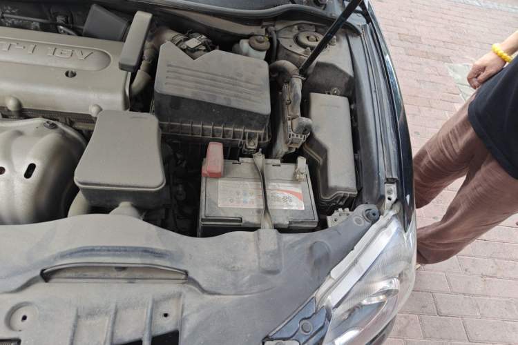 Used Toyota Camry 2013 200G Classic Luxury Edition Engine Bay Left