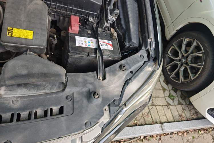 Used Toyota Camry 2013 2.0G Comfort Edition Engine Bay Left