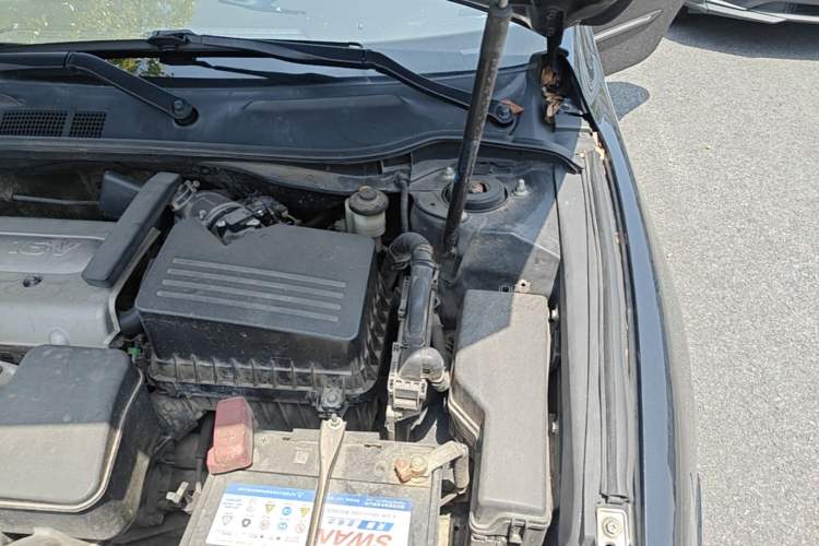Used Toyota Camry 2013 200E Classic Elite Edition Engine Bay Left