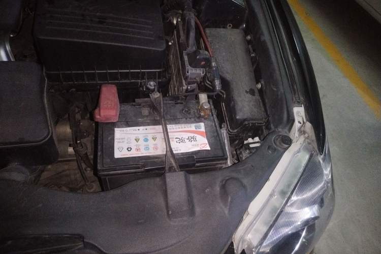 Used Toyota Camry 2013 200E Classic Elite Edition Engine Bay Left