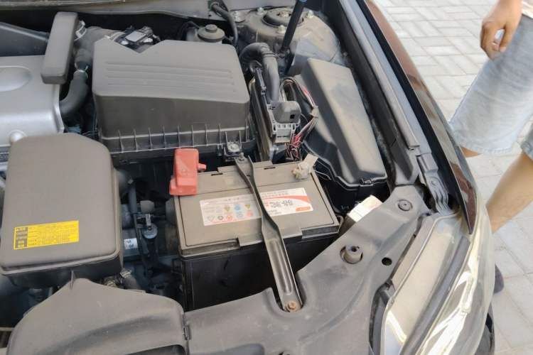 Used Toyota Camry 2013 2.0G Comfort Edition Engine Bay Left