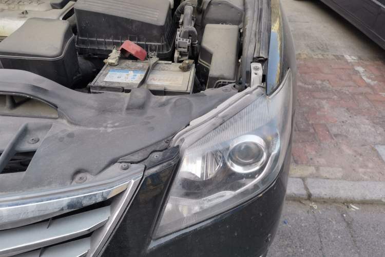Used Toyota Camry 2013 200G Classic Luxury Edition Engine Bay Left