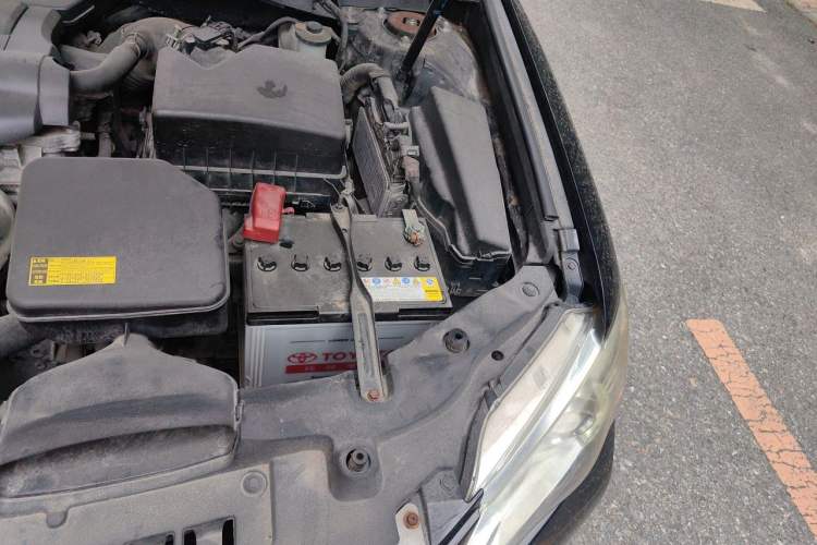 Used Toyota Camry 2013 2.5G Comfort Edition Engine Bay Left