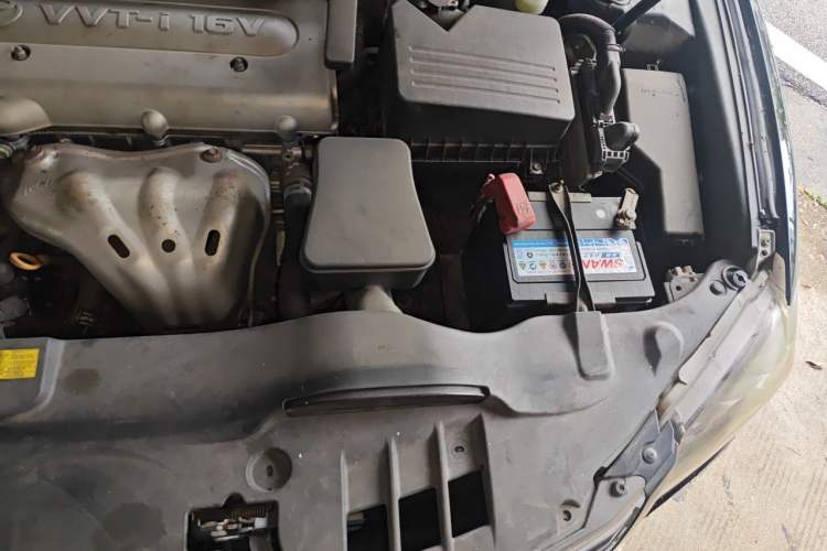 Used Toyota Camry 2013 200G Classic Luxury Edition Engine Bay Left