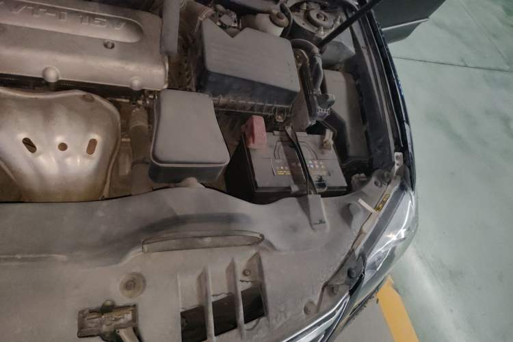 Used Toyota Camry 2013 200E Classic Elite Edition Engine Bay Left