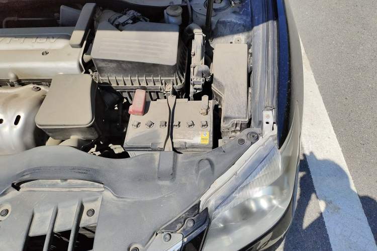 Used Toyota Camry 2013 200G Classic Luxury Edition Engine Bay Left