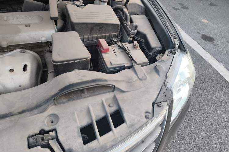Used Toyota Camry 2013 200G Classic Luxury Edition Engine Bay Left