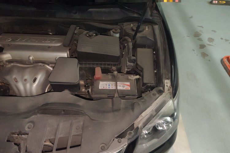 Used Toyota Camry 2013 200E Classic Elite Edition Engine Bay Left