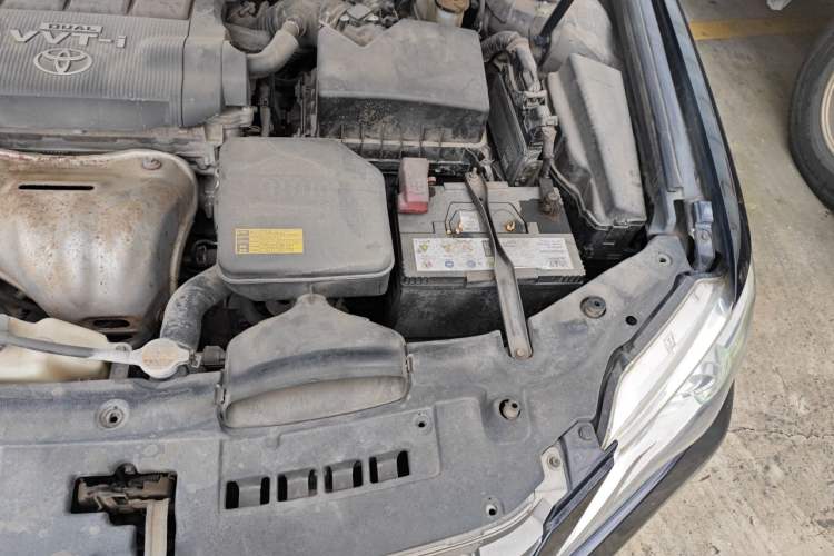Used Toyota Camry 2013 2.5G Comfort Edition Engine Bay Left