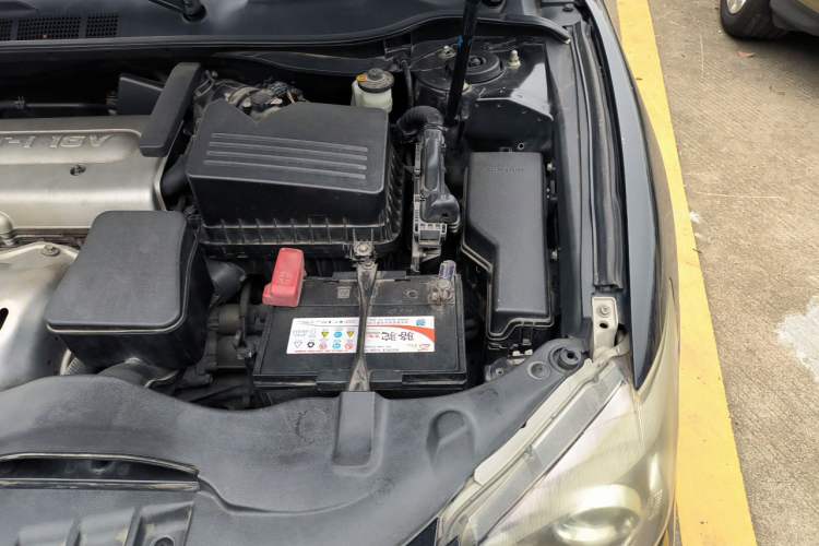 Used Toyota Camry 2013 200G Classic Luxury Edition Engine Bay Left