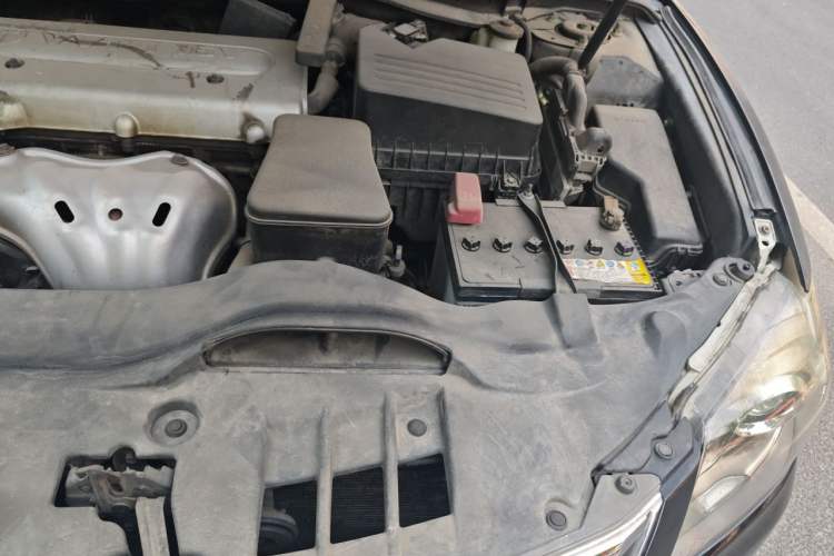 Used Toyota Camry 2013 200G Classic Luxury Edition Engine Bay Left
