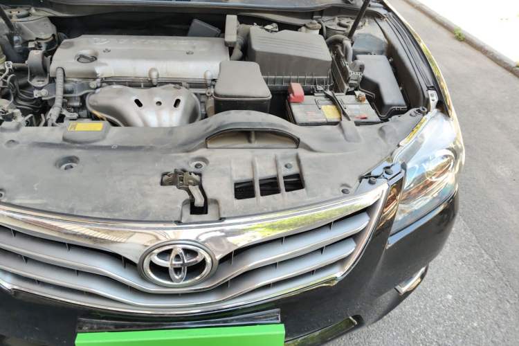 Used Toyota Camry 2013 200G Classic Luxury Edition Engine Bay Left