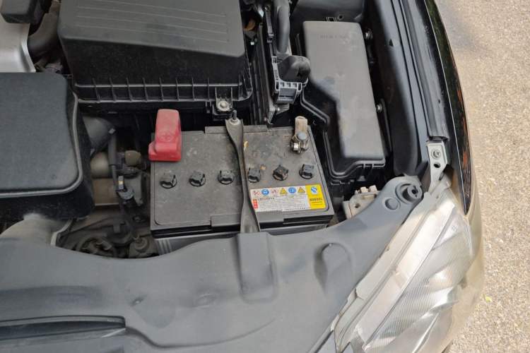 Used Toyota Camry 2013 200G Classic Luxury Edition Engine Bay Left