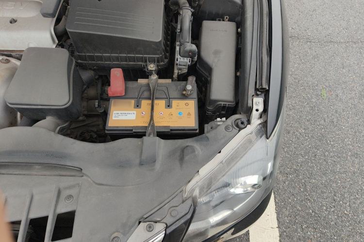 Used Toyota Camry 2013 200G Classic Luxury Edition Engine Bay Left