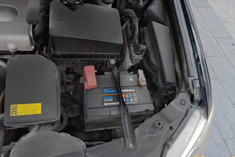 Used Toyota Camry 2013 2.0G Comfort Edition Engine Bay Left