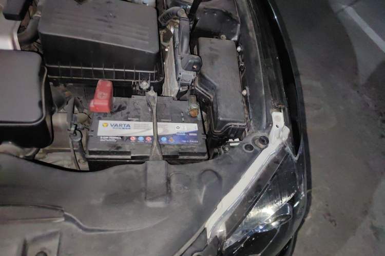 Used Toyota Camry 2013 200G Classic Luxury Edition Engine Bay Left