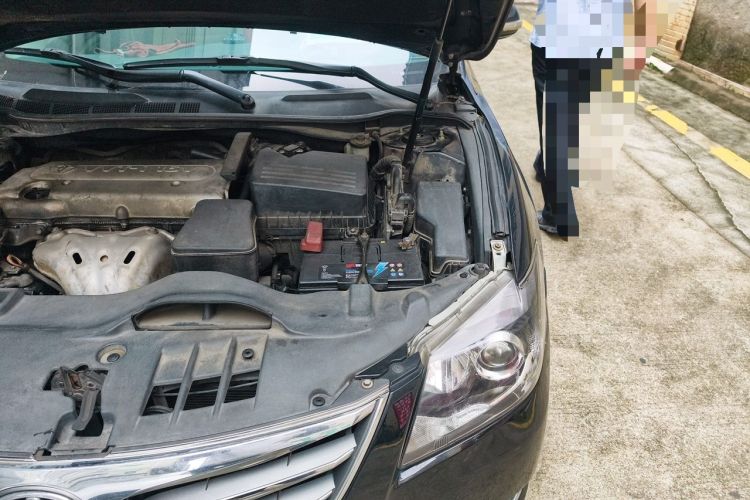 Used Toyota Camry 2013 200G Classic Luxury Edition Engine Bay Left