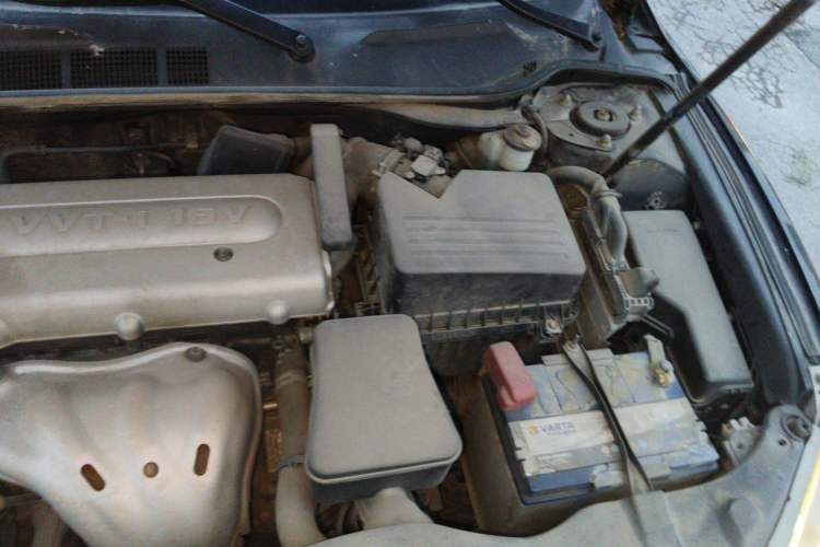 Used Toyota Camry 2013 200G Classic Luxury Edition Engine Bay Left
