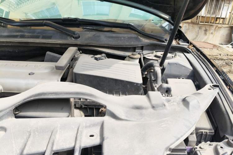 Used Toyota Camry 2013 200G Classic Luxury Edition Engine Bay Left
