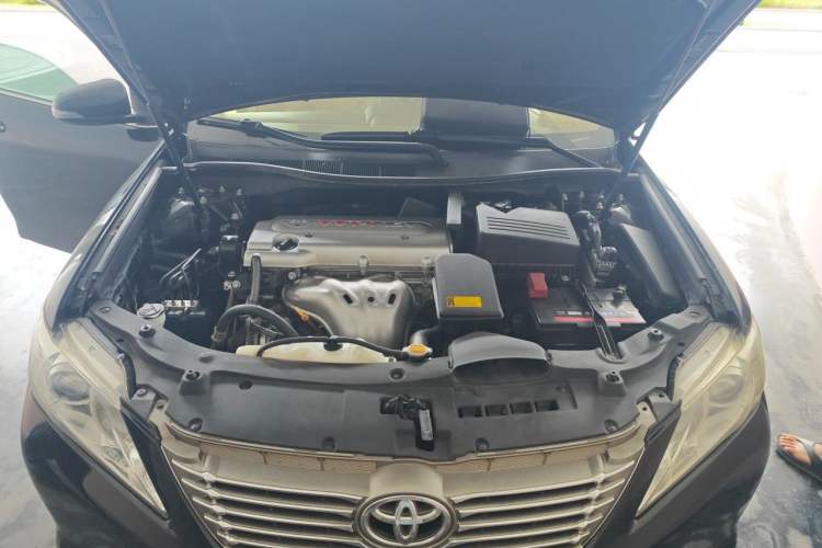 Used Toyota Camry 2013 2.0G Comfort Edition Engine Bay