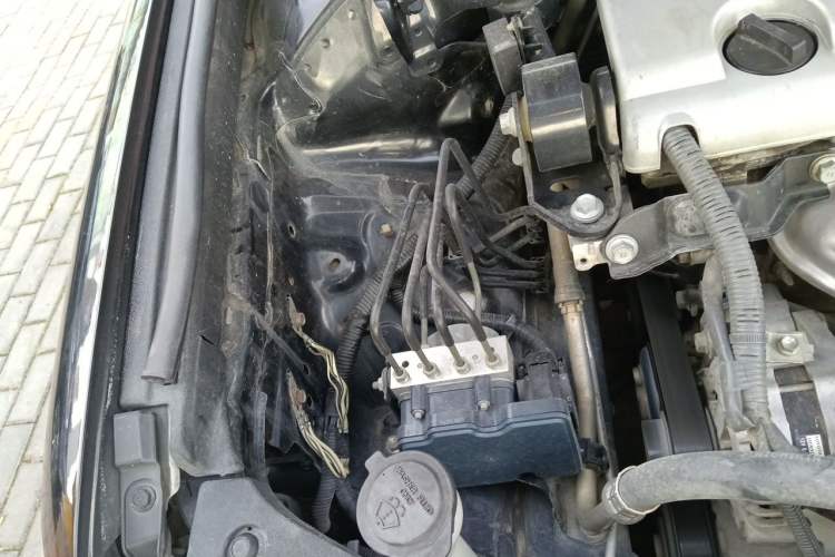 Used Toyota Camry 2013 2.0G Comfort Edition Engine Bay Right