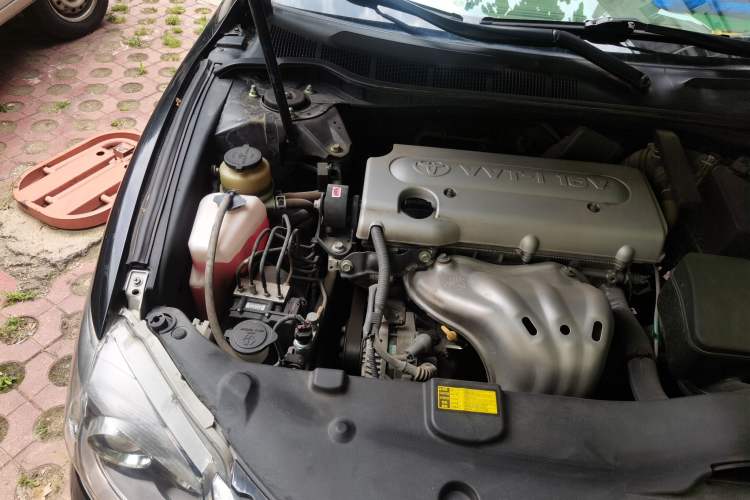 Used Toyota Camry 2013 200G Classic Luxury Edition Engine Bay Right
