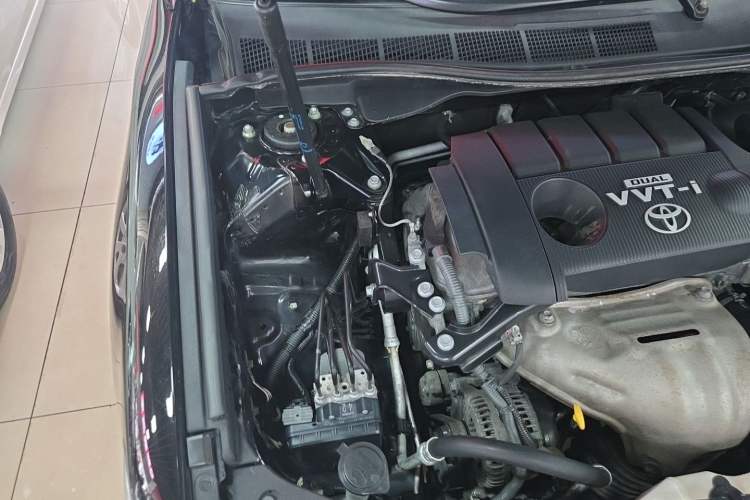Used Toyota Camry 2013 2.5G Comfort Edition Engine Bay Right