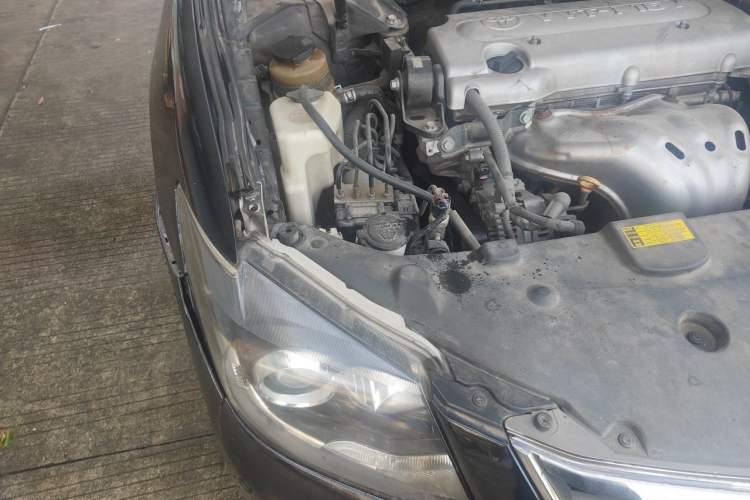 Used Toyota Camry 2013 200G Classic Luxury Edition Engine Bay Right