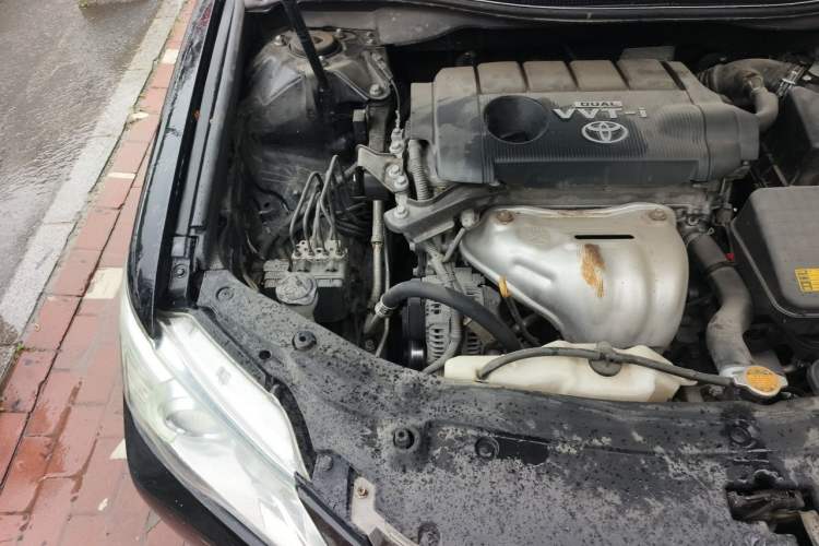 Used Toyota Camry 2013 2.5G Comfort Edition Engine Bay Right
