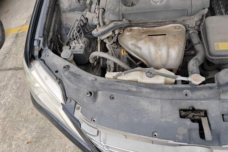 Used Toyota Camry 2013 2.5G Comfort Edition Engine Bay Right
