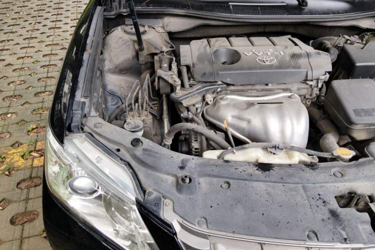 Used Toyota Camry 2013 2.5G Comfort Edition Engine Bay Right
