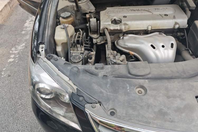 Used Toyota Camry 2013 200G Classic Luxury Edition Engine Bay Right