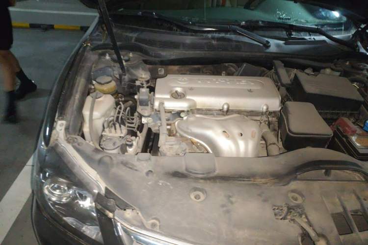 Used Toyota Camry 2013 200G Classic Luxury Edition Engine Bay Right