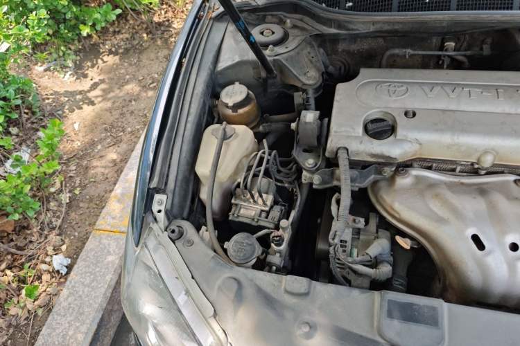 Used Toyota Camry 2013 200E Classic Elite Edition Engine Bay Right