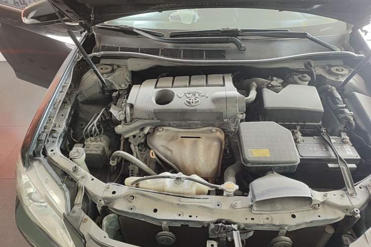 Used Toyota Camry 2013 2.5G Comfort Edition Engine Bay Right