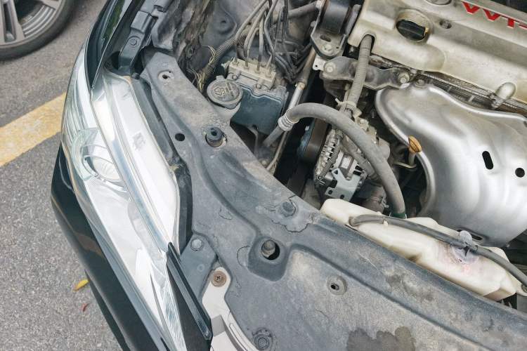 Used Toyota Camry 2013 2.0G Comfort Edition Engine Bay Right