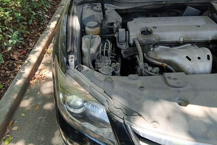 Used Toyota Camry 2013 200G Classic Luxury Edition Engine Bay Right