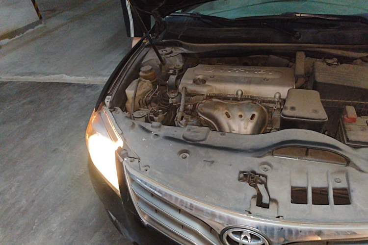 Used Toyota Camry 2013 200G Classic Luxury Edition Engine Bay Right