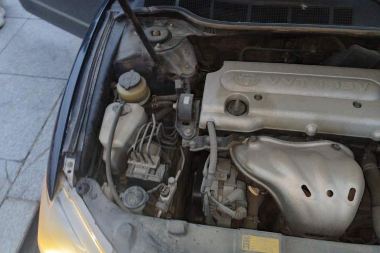 Used Toyota Camry 2013 200G Classic Luxury Edition Engine Bay Right
