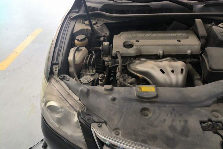 Used Toyota Camry 2013 200G Classic Luxury Edition Engine Bay Right